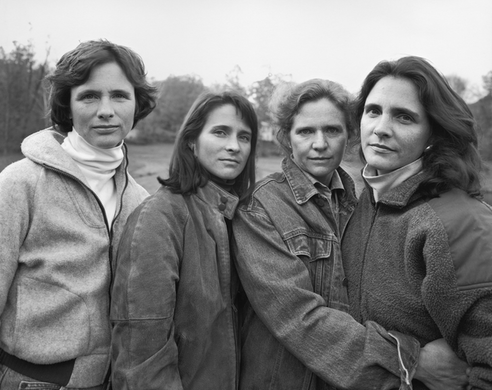sisters_take_pictures_toget_med_hr-16